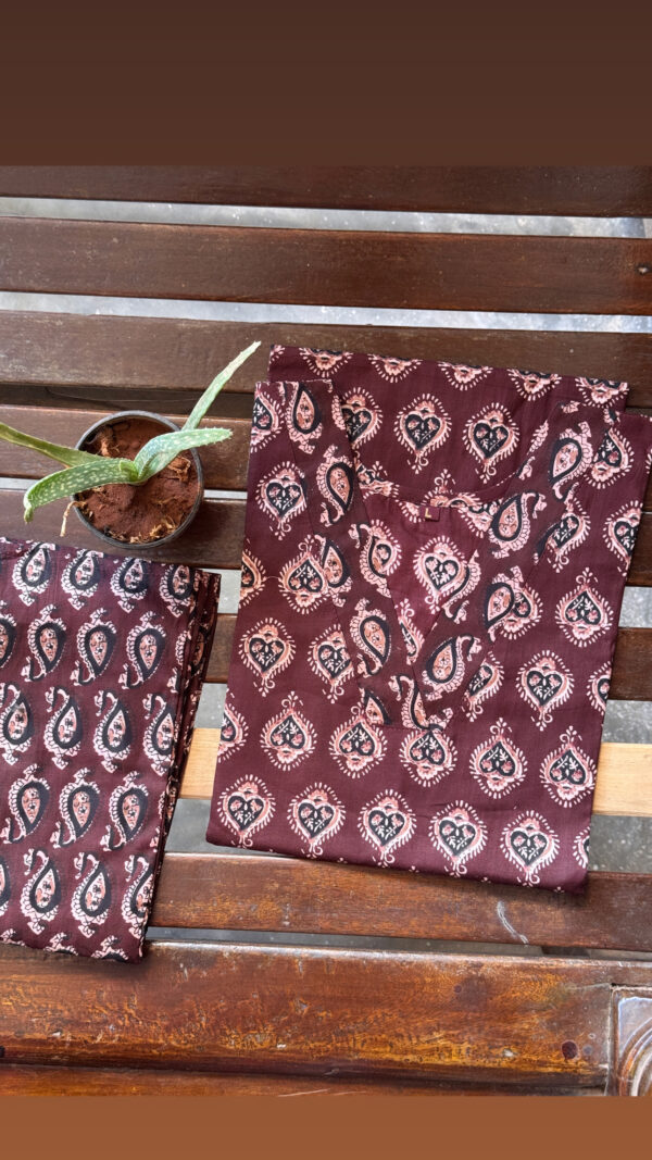 Cotton Kurti Sets