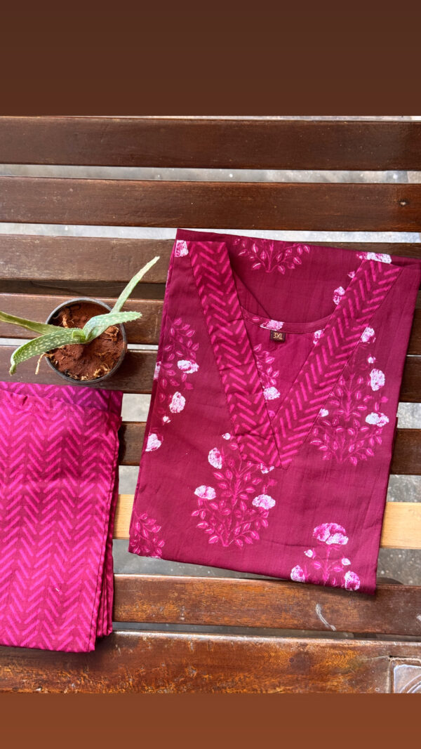 Cotton Kurti Sets