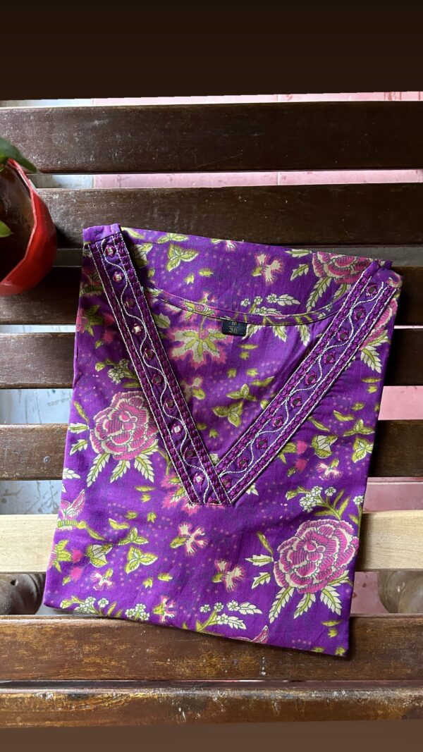 V neck cotton kurti
