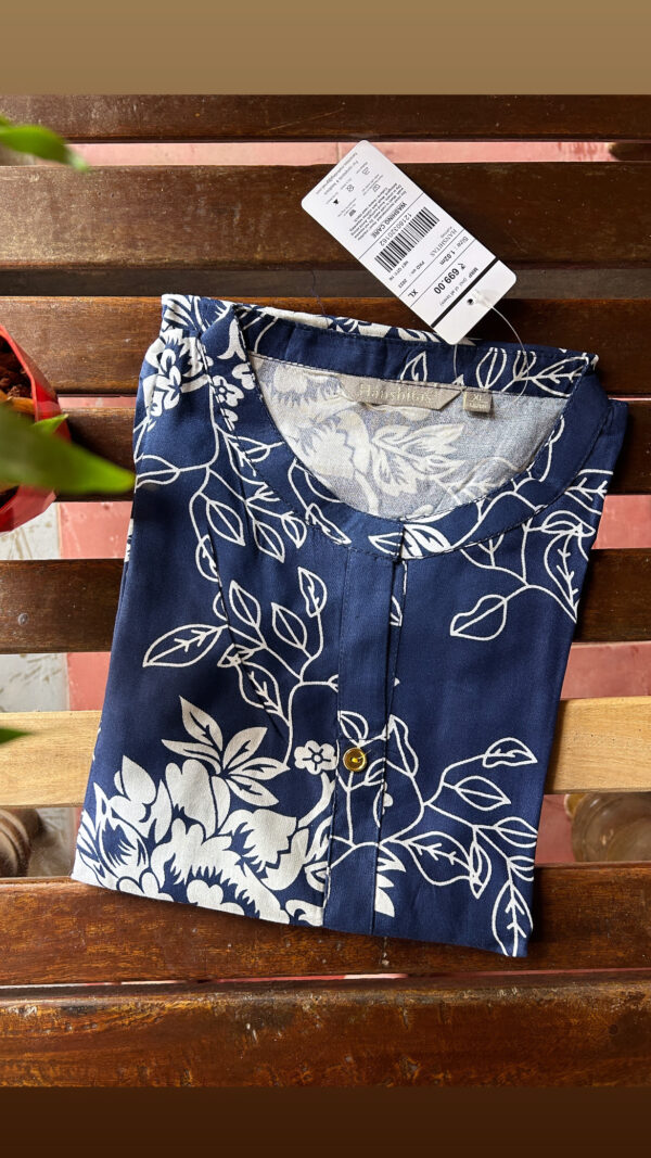 Premium collar Neck Kurti