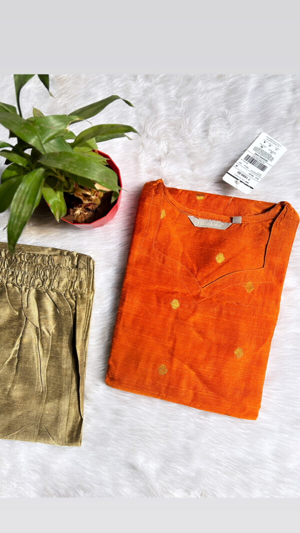 Silk butta kurti sets with lining