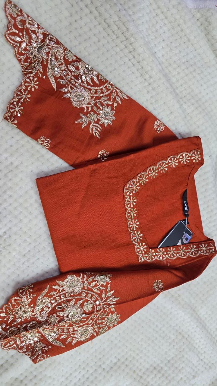 Vatican silk kurti - Image 2