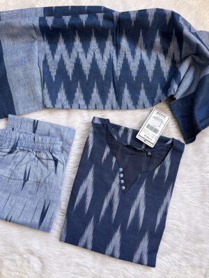 Ikkat 3pc sets with lining