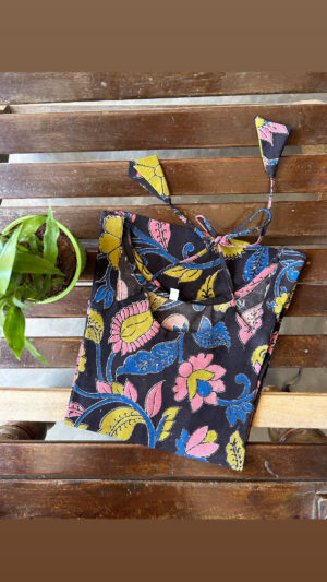Noodle neck kalamkari kurtis