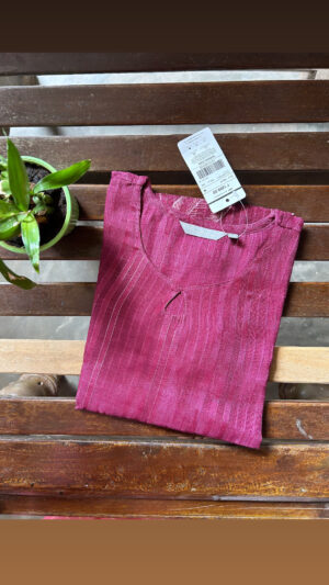 Linen zari kurti with lining
