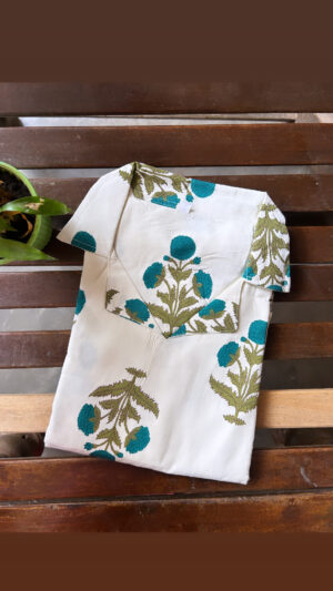 Cotton Aline kurti with lining